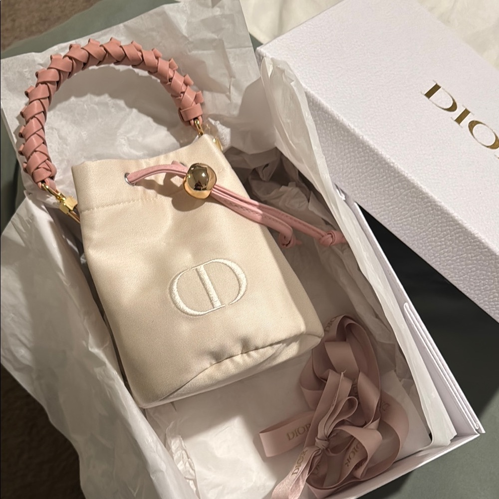 Dior pouch turned into small purse + original Box